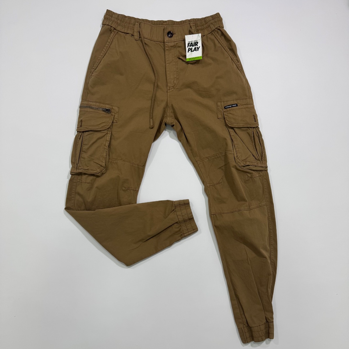 Pantalones cargo gabardina